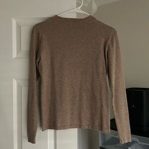 Women’s XS Vila Milano Sweater . Super soft form fitting